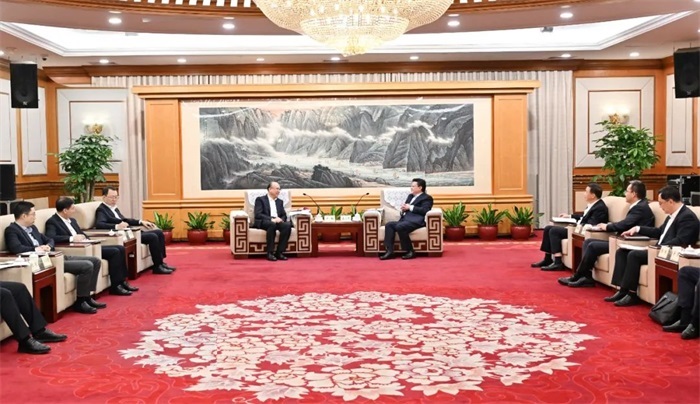 黑龙江省与深圳市举行工作会谈