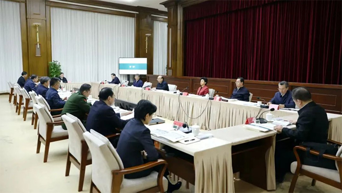 许勤主持召开省委理论学习中心组第三十五次集体学习会议