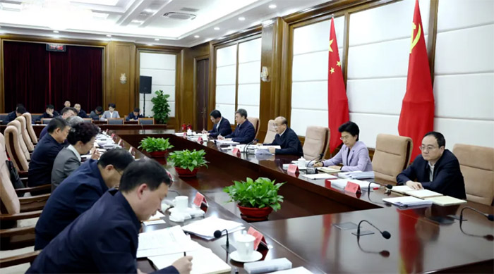 许勤主持召开省委人才工作领导小组第三次全体会议