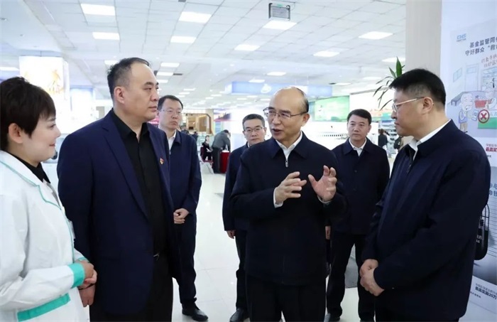 许勤：持续纵深推进集中整治 坚决纠治不正之风查处腐败问题