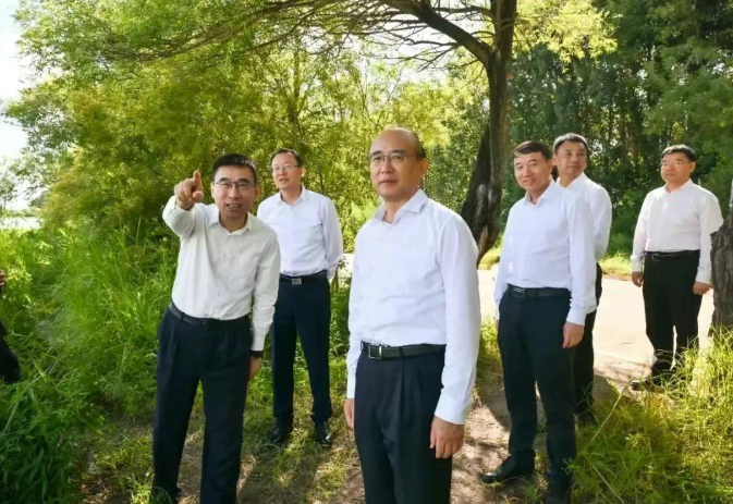 许勤在哈尔滨调研生态文明建设工作