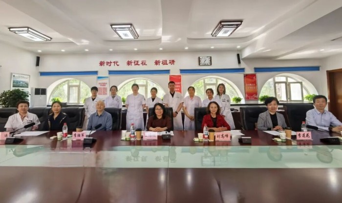 以考促学砺精兵 药学赋能护健康——黑龙江省中医医院圆满完成2025级中药临床药师培训结业考核工作